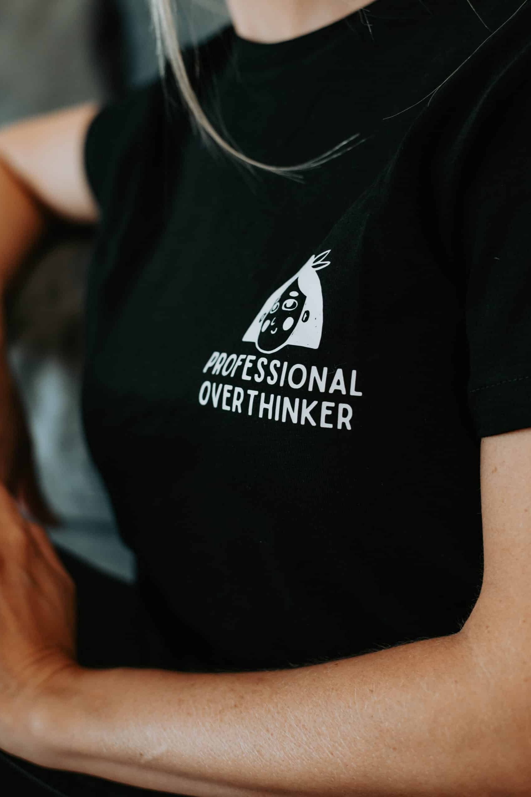 Moteriški marškinėliai | Professional Overthinker