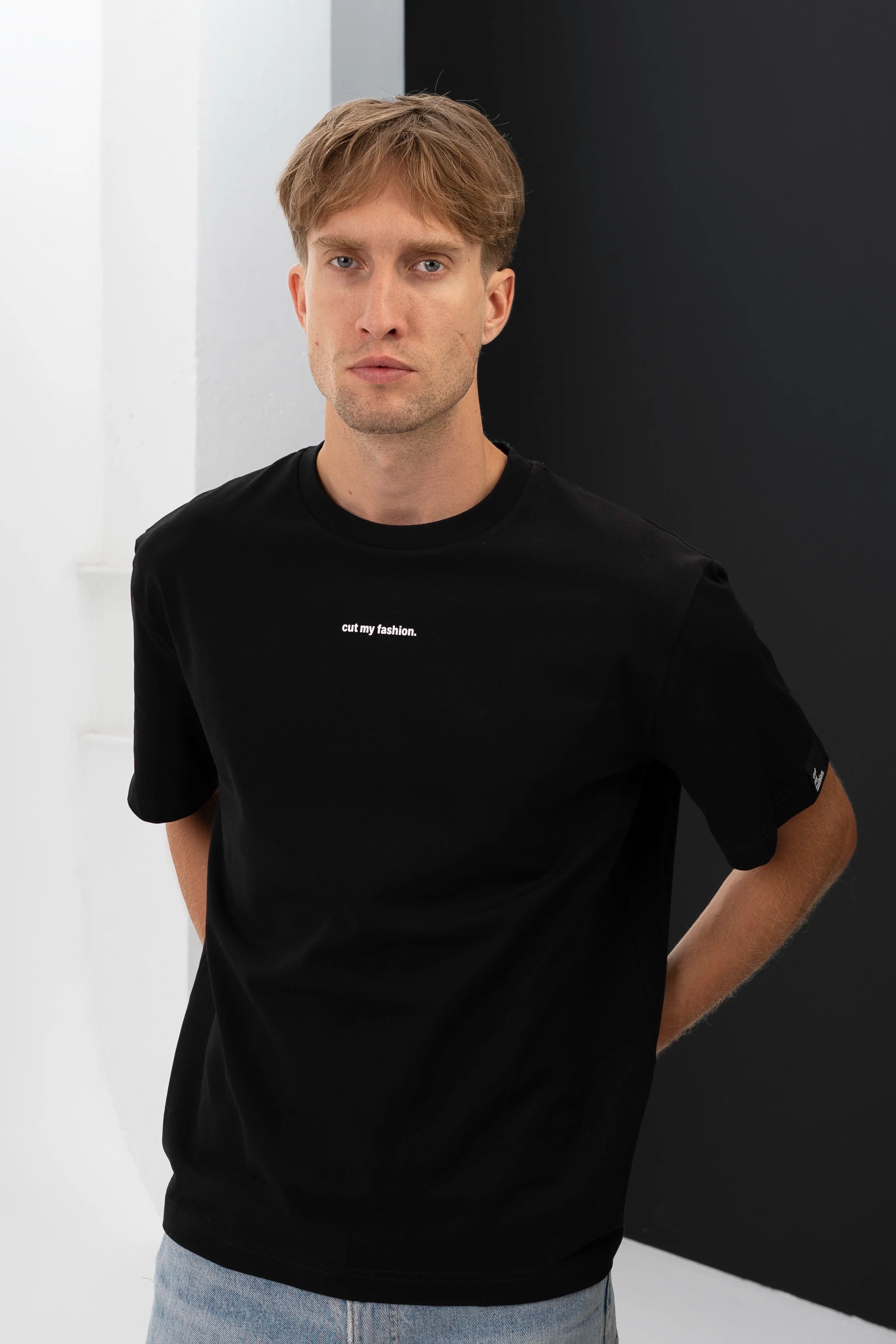 Oversized vyriški marškinėliai CMF542