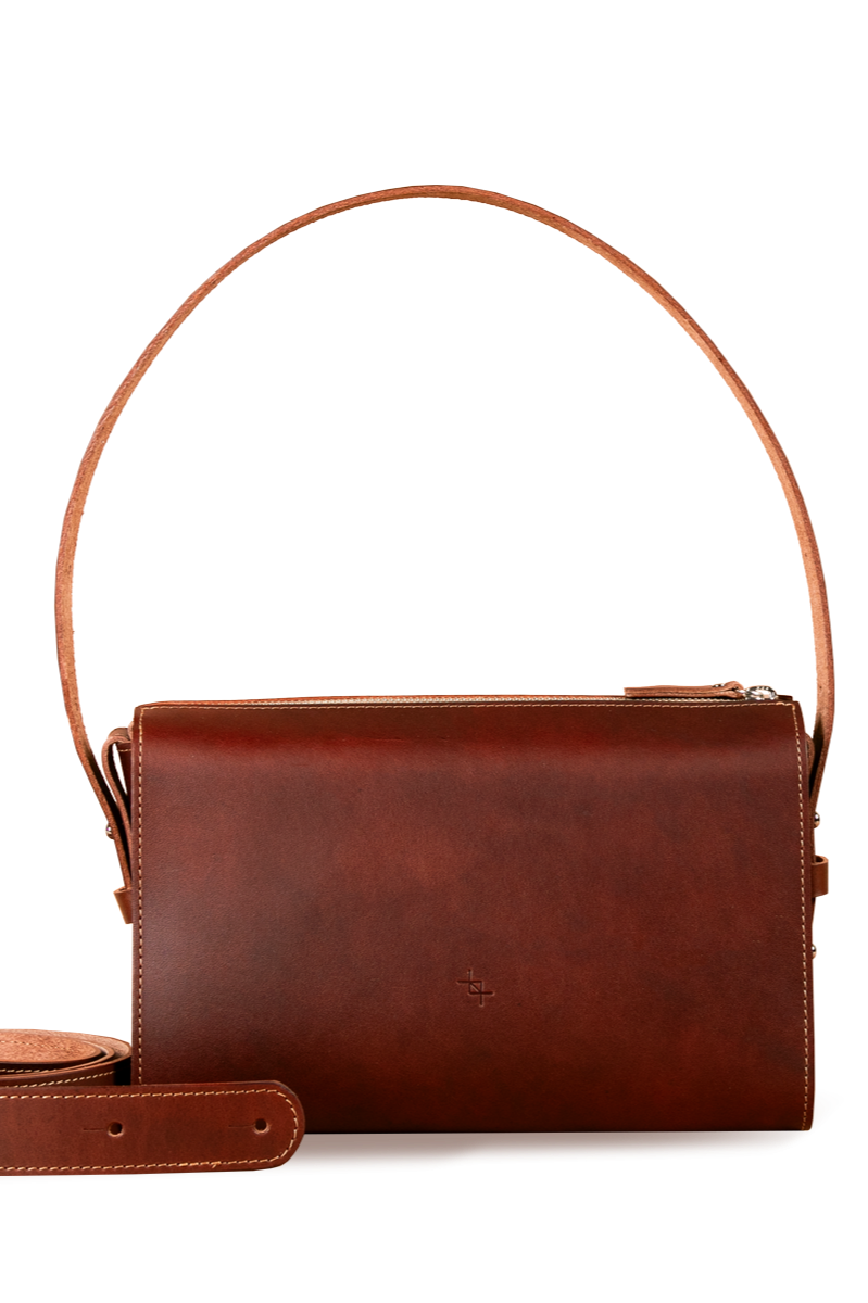 Rankinė | Model Sling