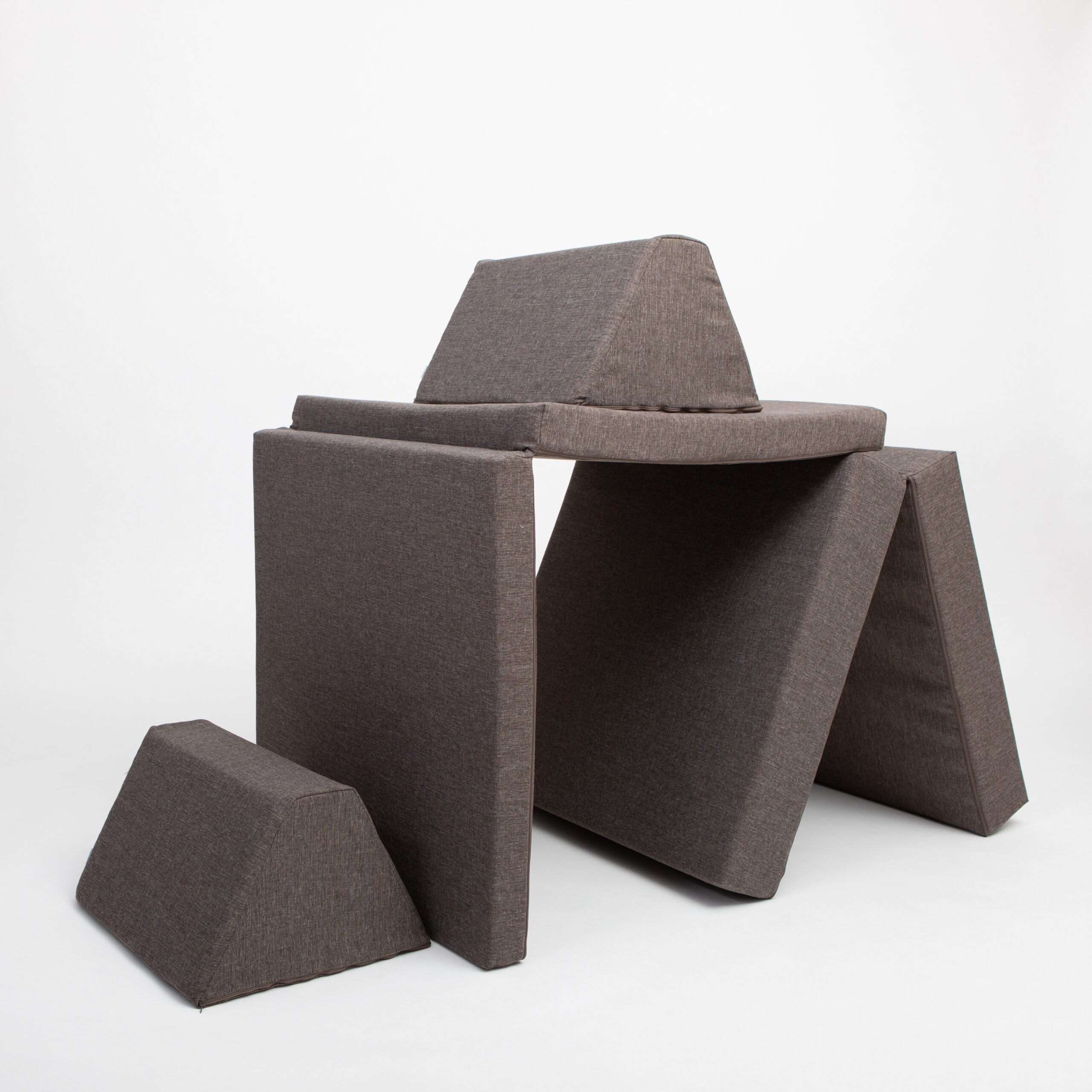 Čiužinių rinkinys | Activity Play Dark Brown