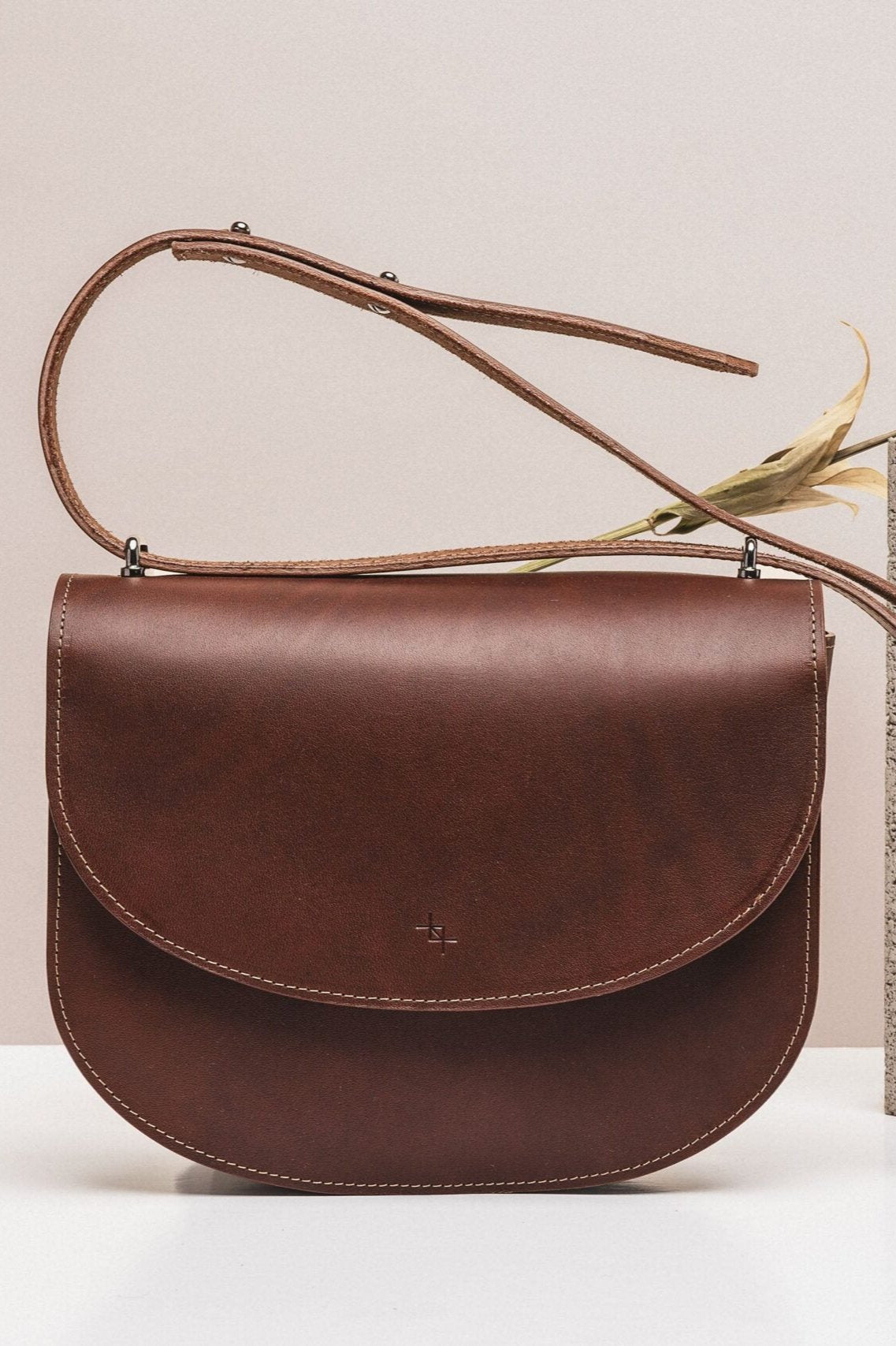 Rankinė | Moon Pack