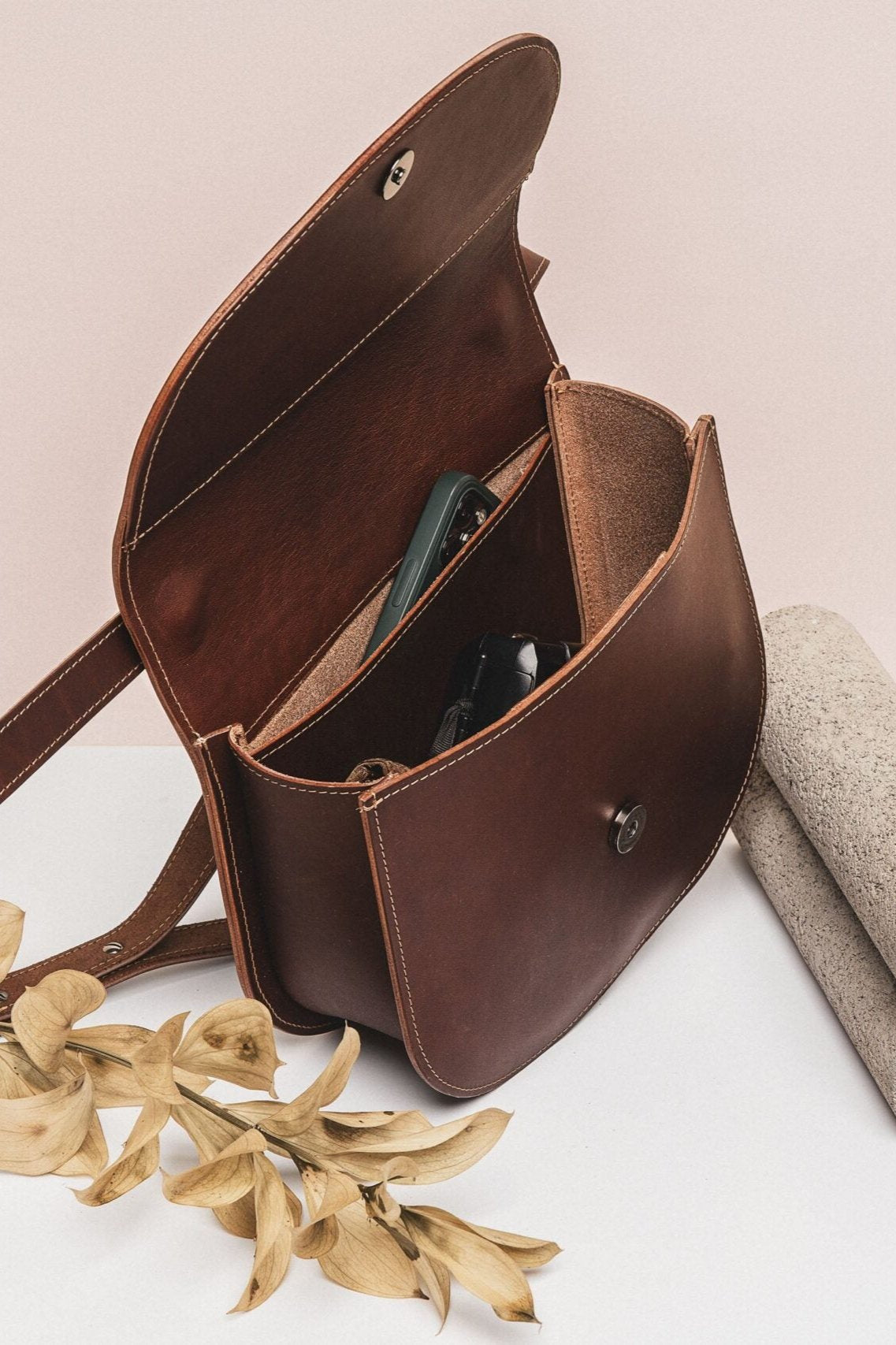 Rankinė | Moon Pack