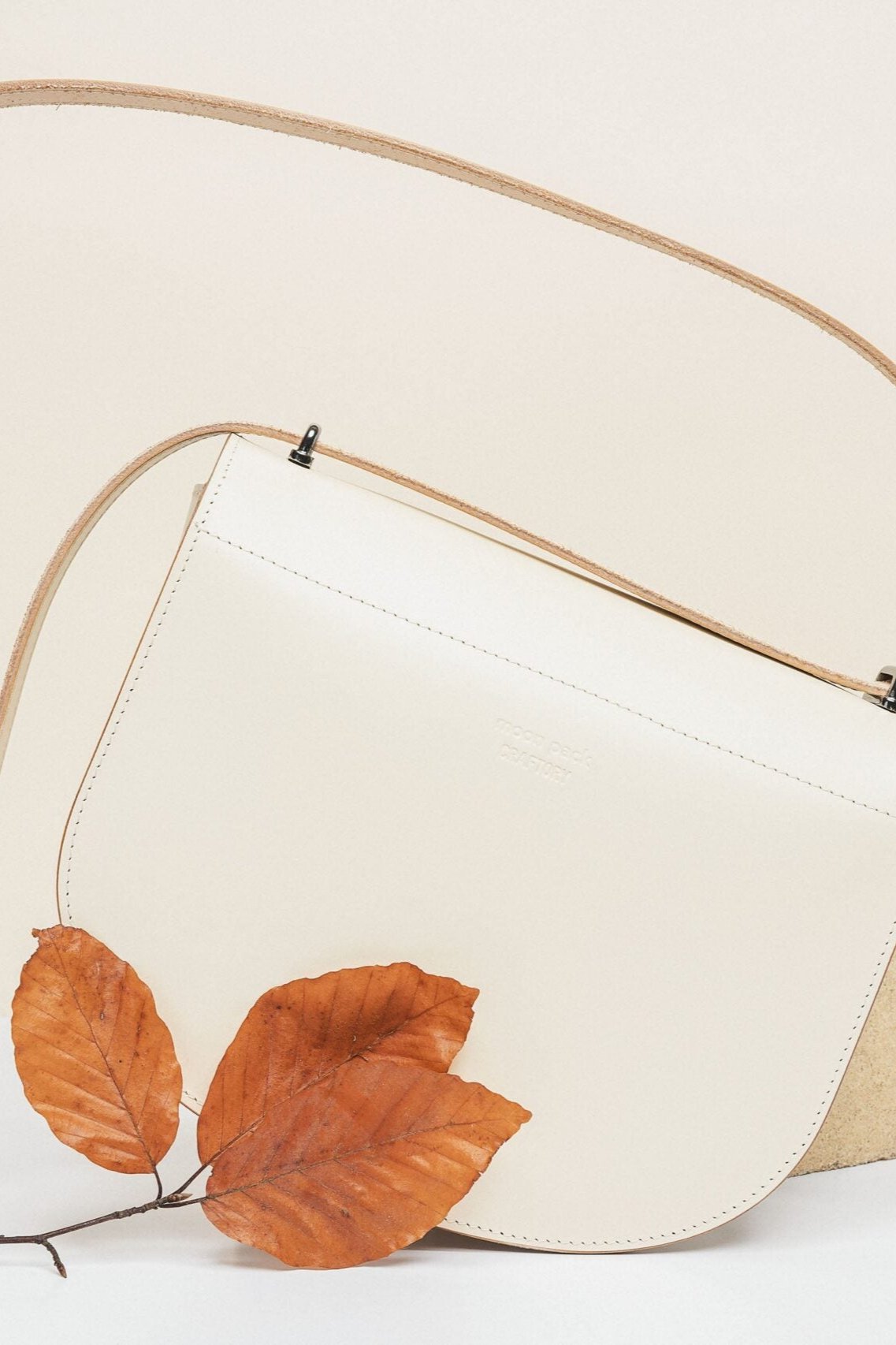 Rankinė | Moon Pack