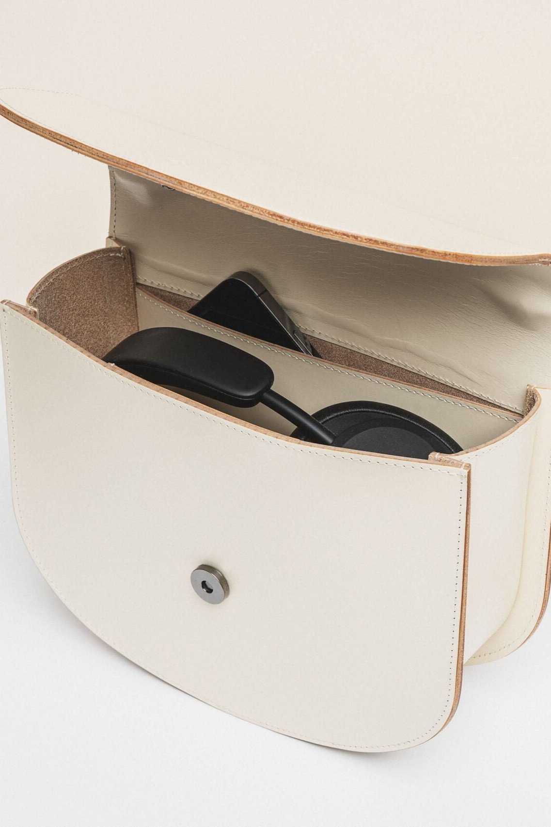 Rankinė | Moon Pack