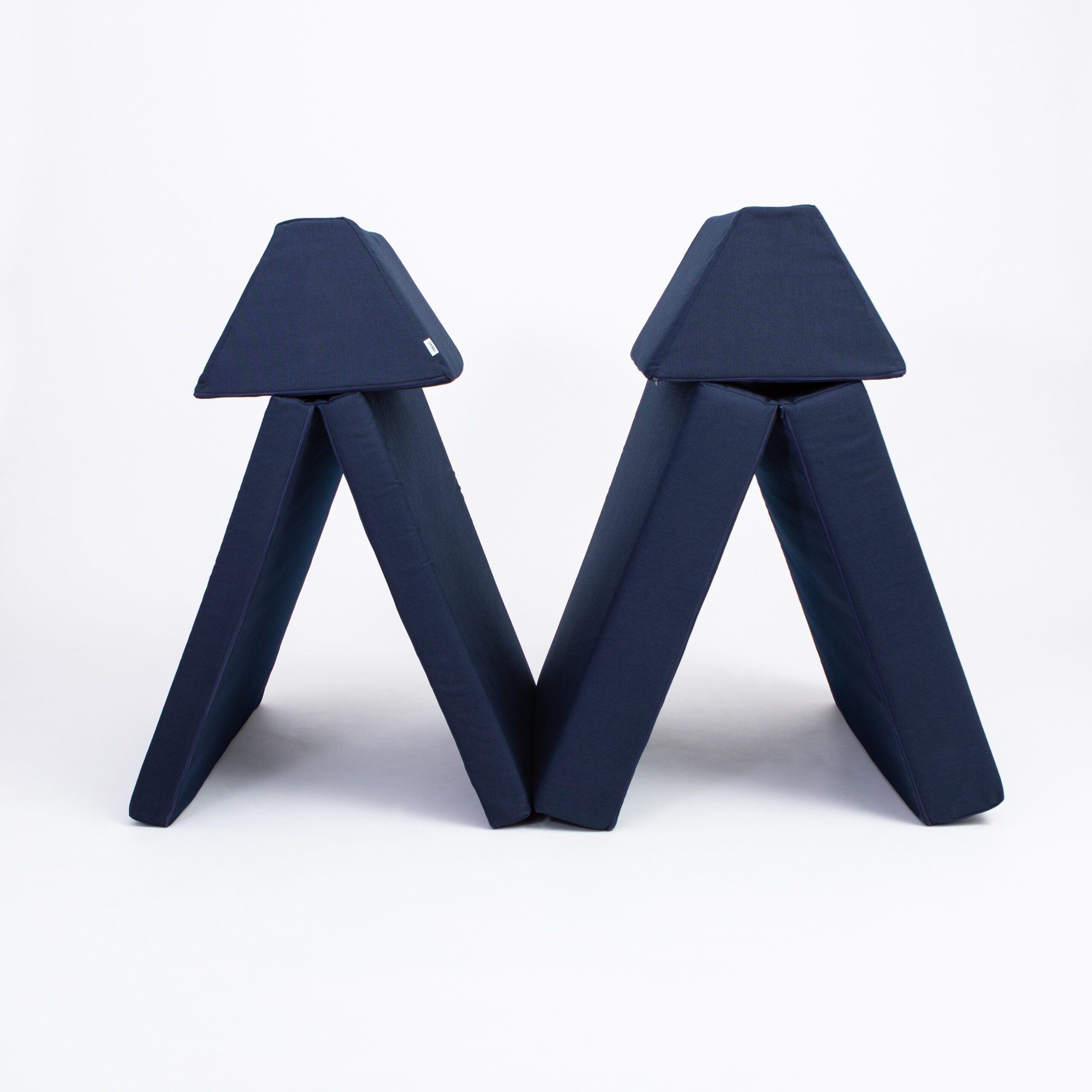 Čiužinių rinkinys | Activity Play Navy Blue