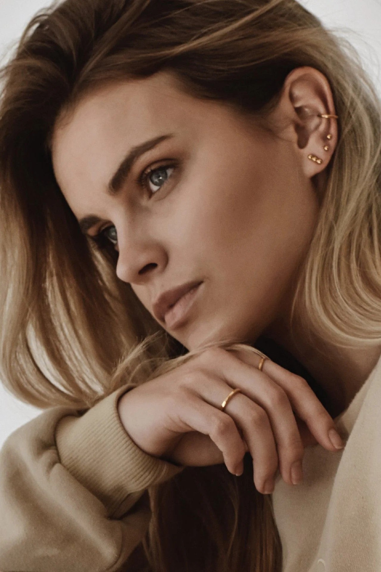 Line Ear Cuff - Gold