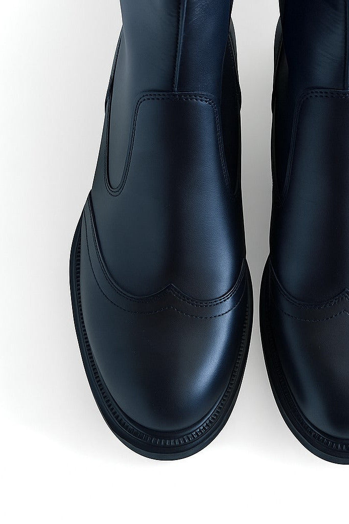  572 Women’s Ultra Light High Nappa Leather Boots