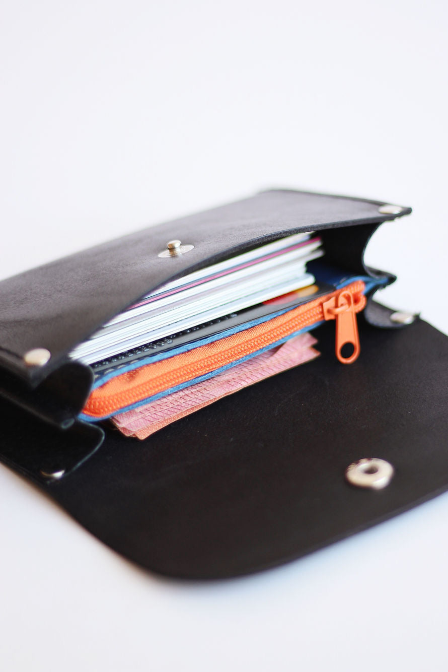 FRIDAY Wallet - Black