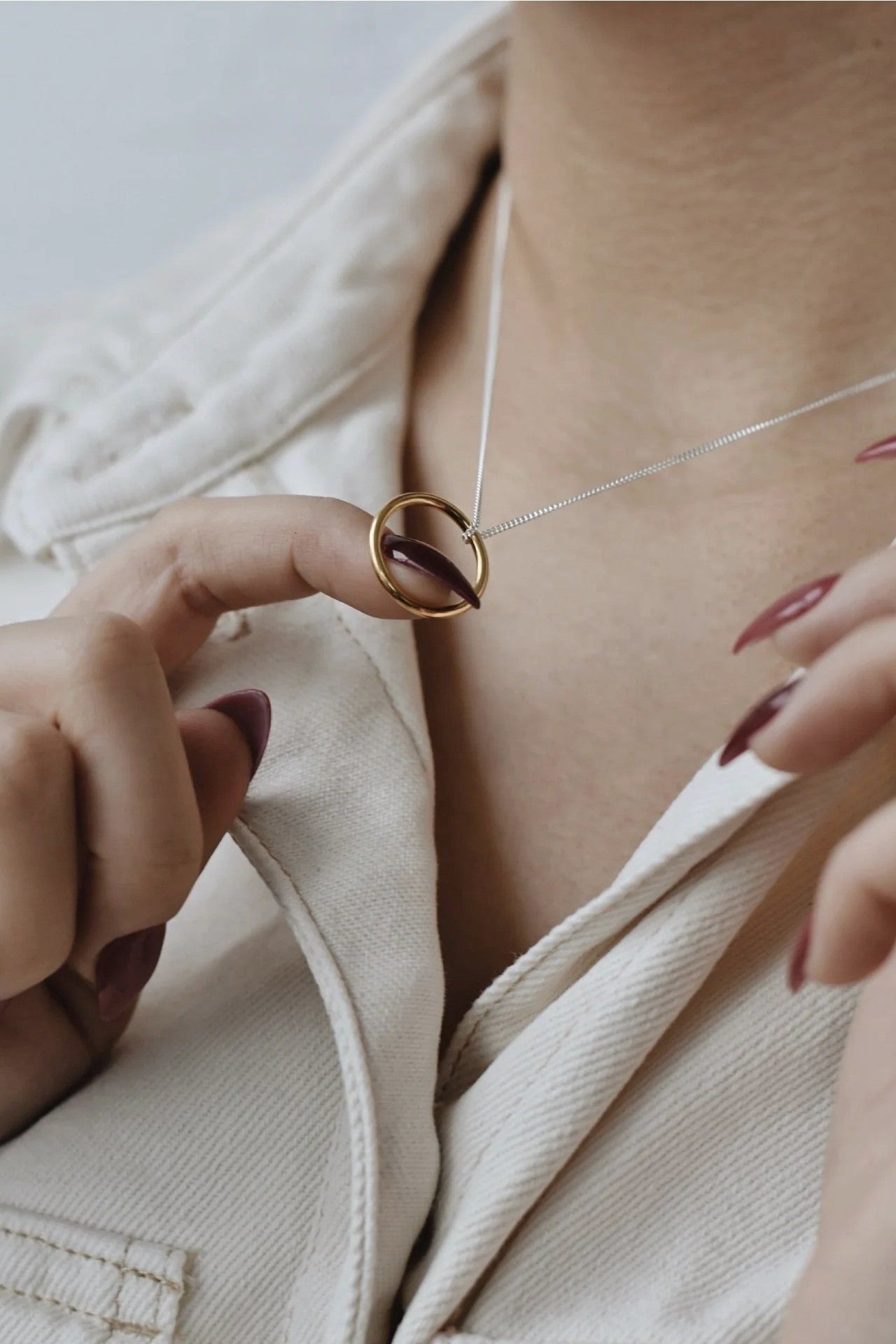 Circle Necklace - Gold