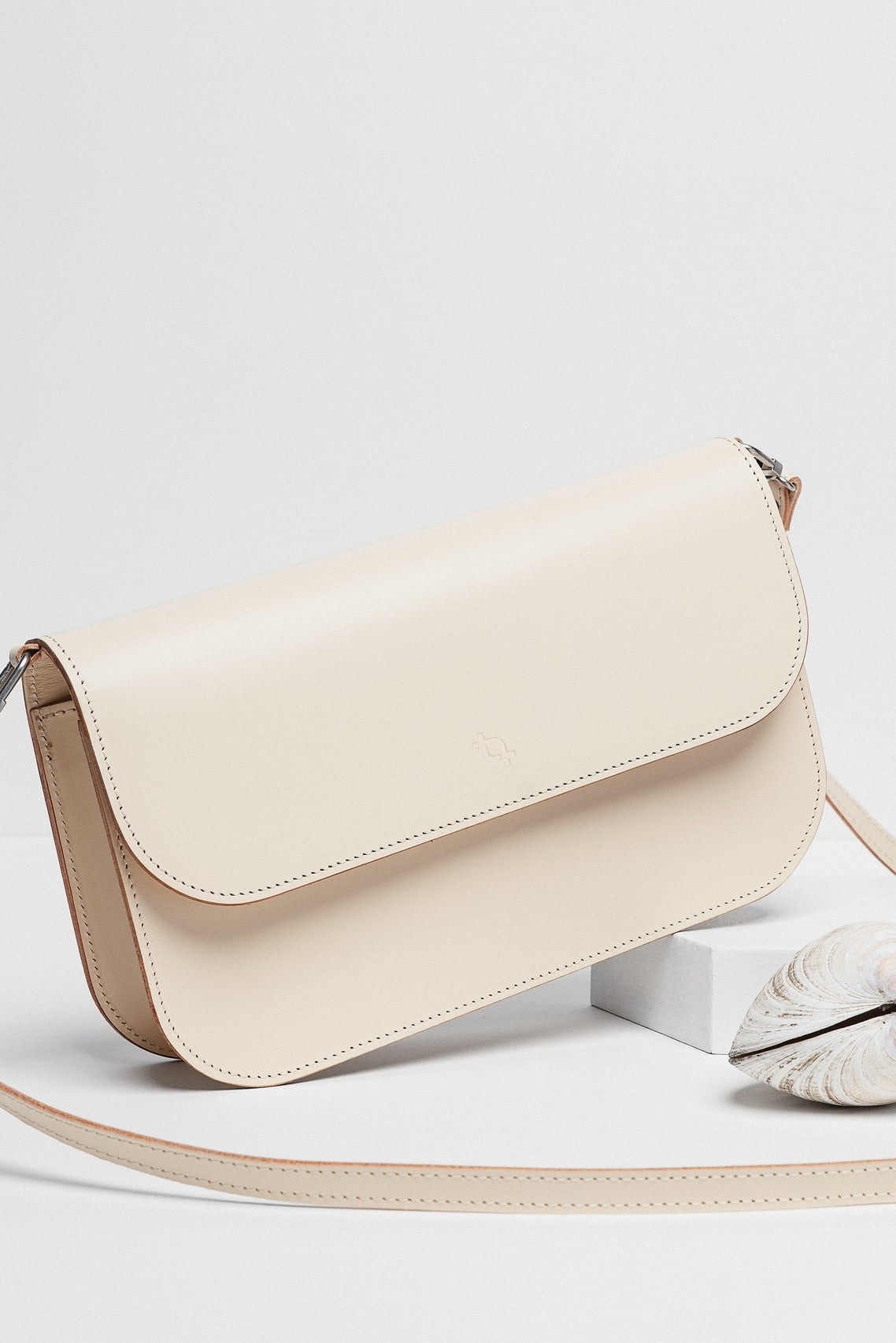 Leather Handbag Model Baguette with Two Straps - Cookie
